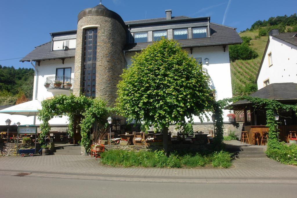 Hotel Zum Schleicher Kuckuck ภายนอก รูปภาพ