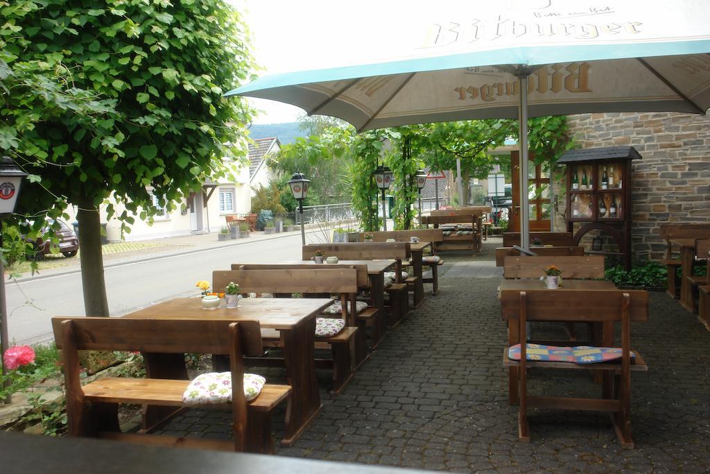Hotel Zum Schleicher Kuckuck ภายนอก รูปภาพ